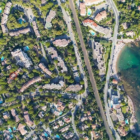 Duplex T3 A 3 Minutes De La *